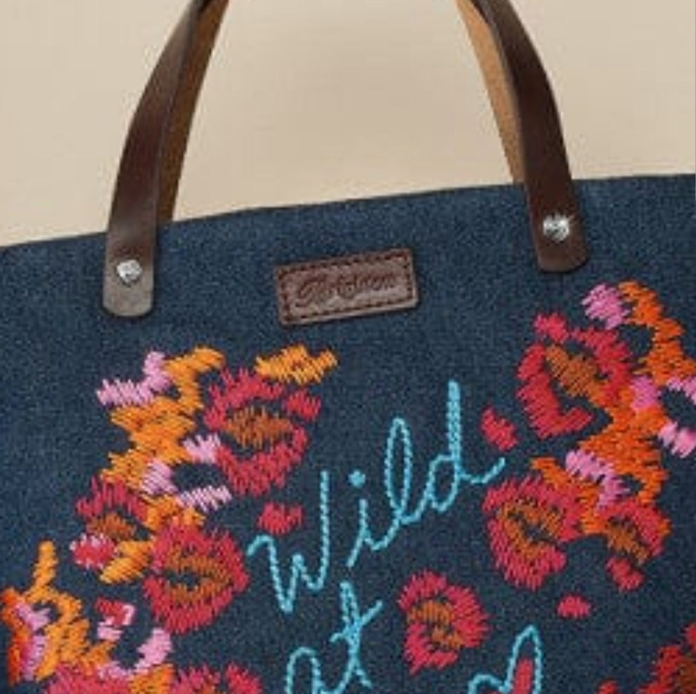 Brighton Blue Denim Crossbody, Leather Trim Embroidered Women's Bag. Brand New. - Picture 3 of 4